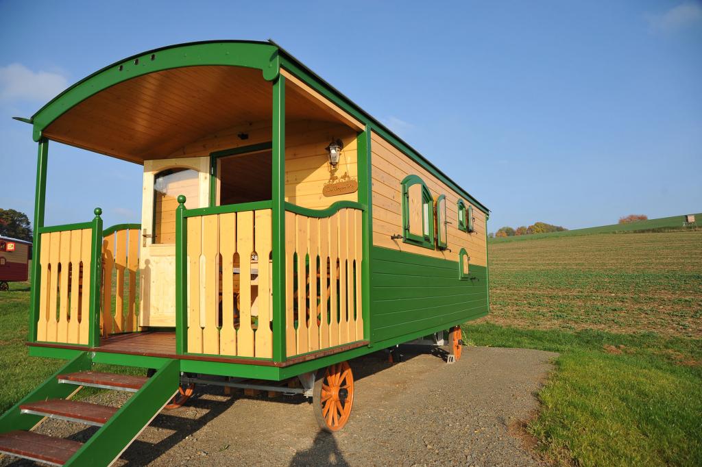 Zirkuswagen | Die Filmmotivdatenbank für das Saarland, Luxemburg, Ost